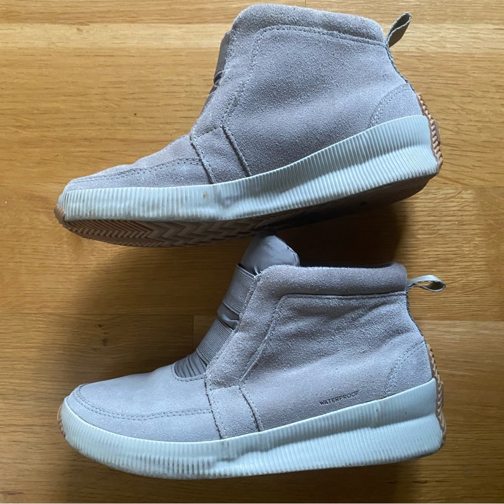 Sorel Women's Grey Waterproof Winter Boots, 7